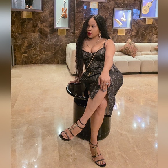 Saint Laurent Paris YSL Heels CASSANDRA 100 YSL (4 Inch heel) - Picture 11 of 11